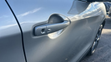 Nissan Qashqai 1.3 DiG-T N-Connecta 5dr [Glass Roof Pack] Petrol Hatchback